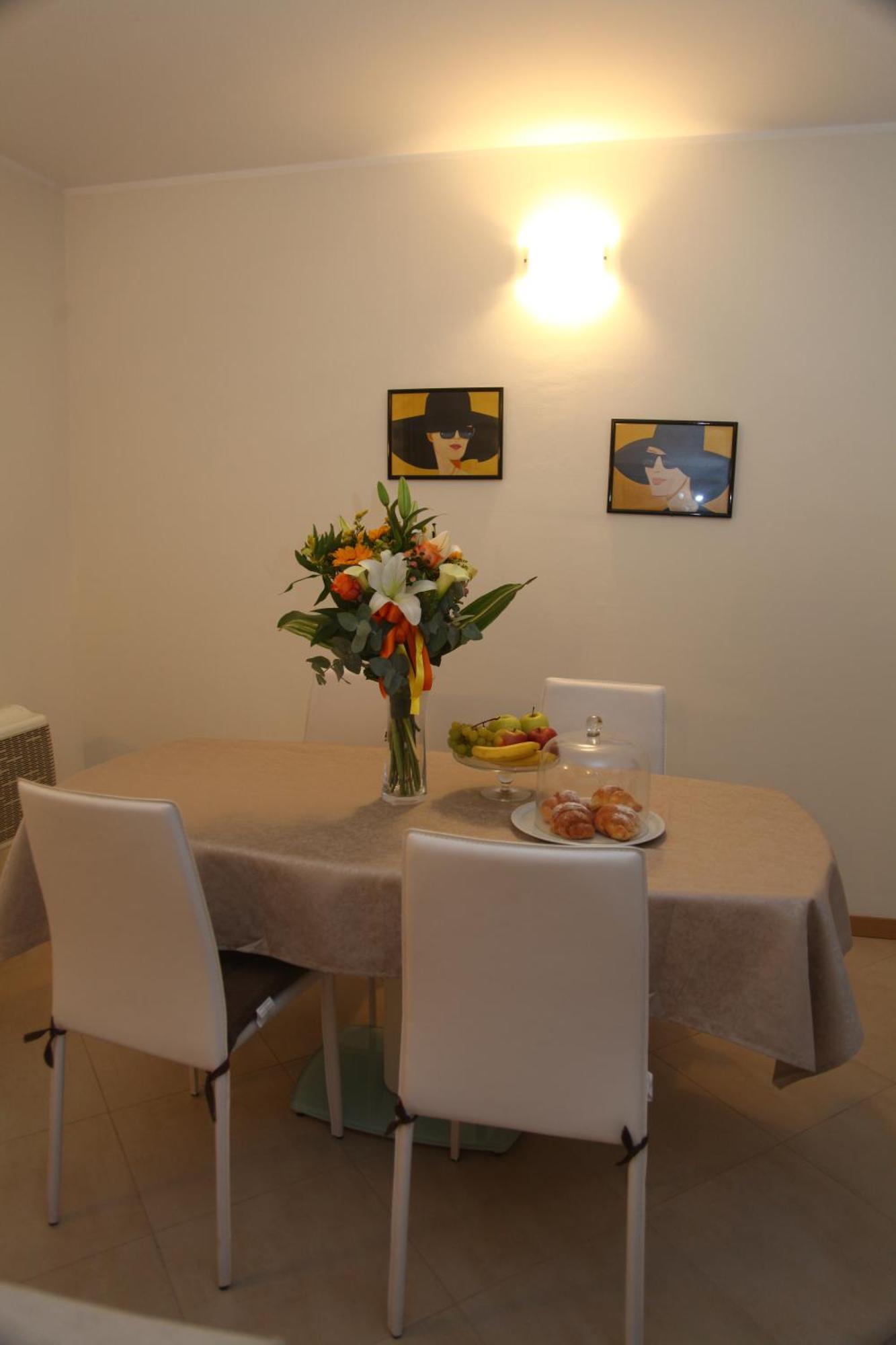 Ferienwohnung Dimoraviapiadue Savona Exterior foto