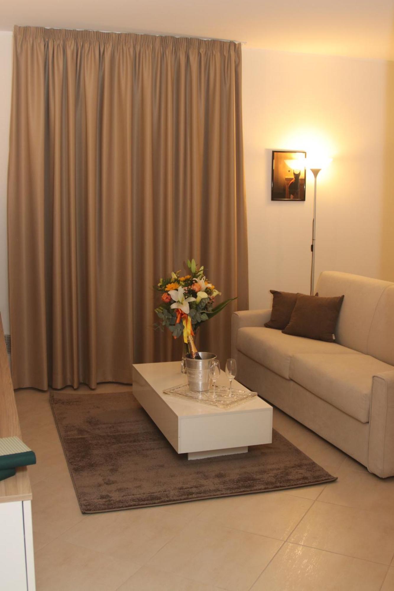 Ferienwohnung Dimoraviapiadue Savona Exterior foto